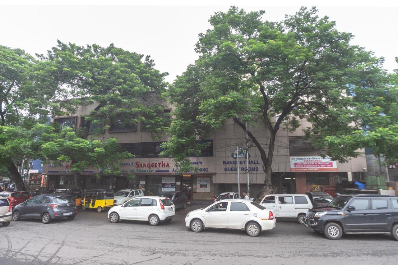 Hotel Oyo 19674 Apoorva's
